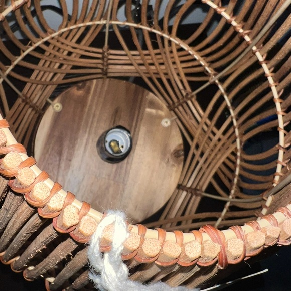 Brown Rattan Lantern - Picture 3 of 4